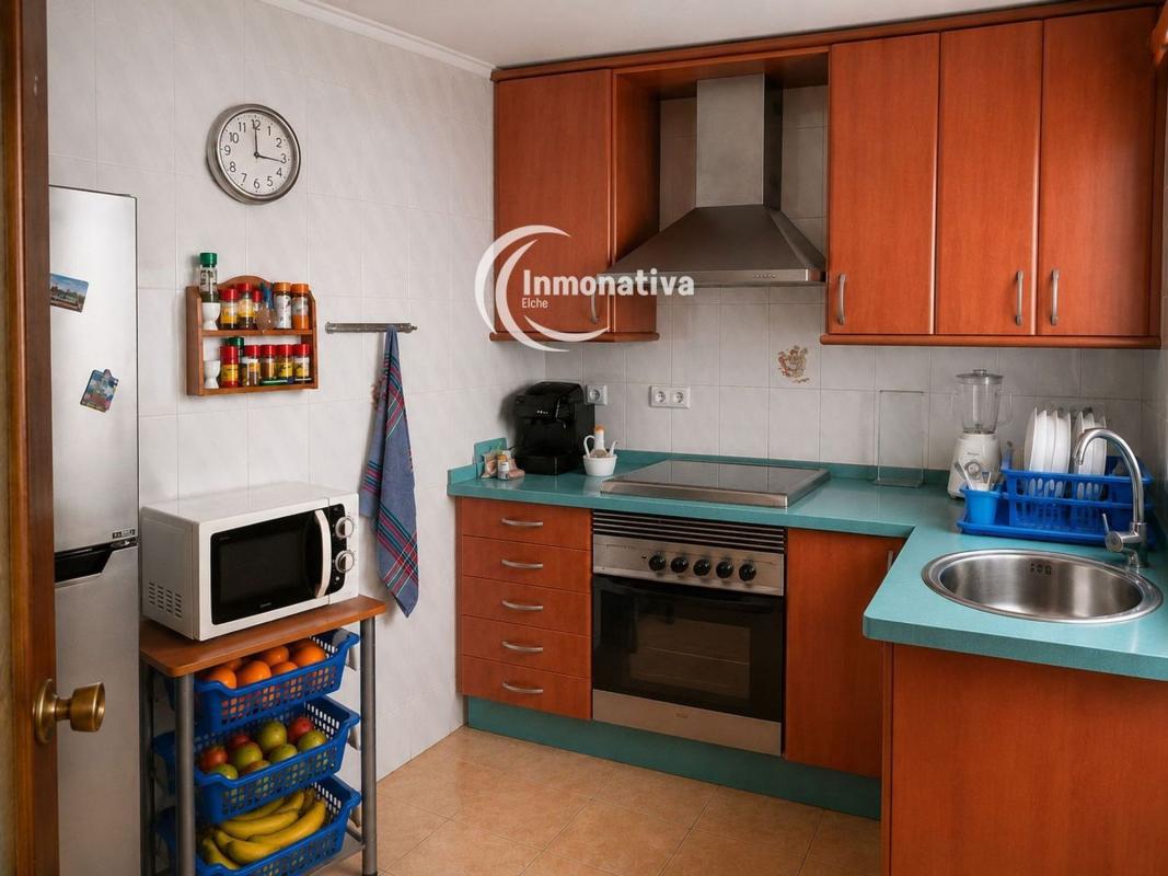 Sale of apartment in Piso en Plaza del Doctor Fleming, Puerto, Santa Pola, Santa Pola
photo 5