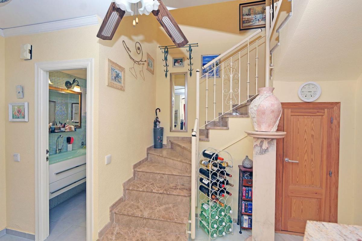 Недвижимость на продажу и в аренду в Испании photo 5