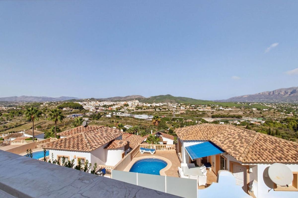 Properties for sale and rent in Spain photo 3