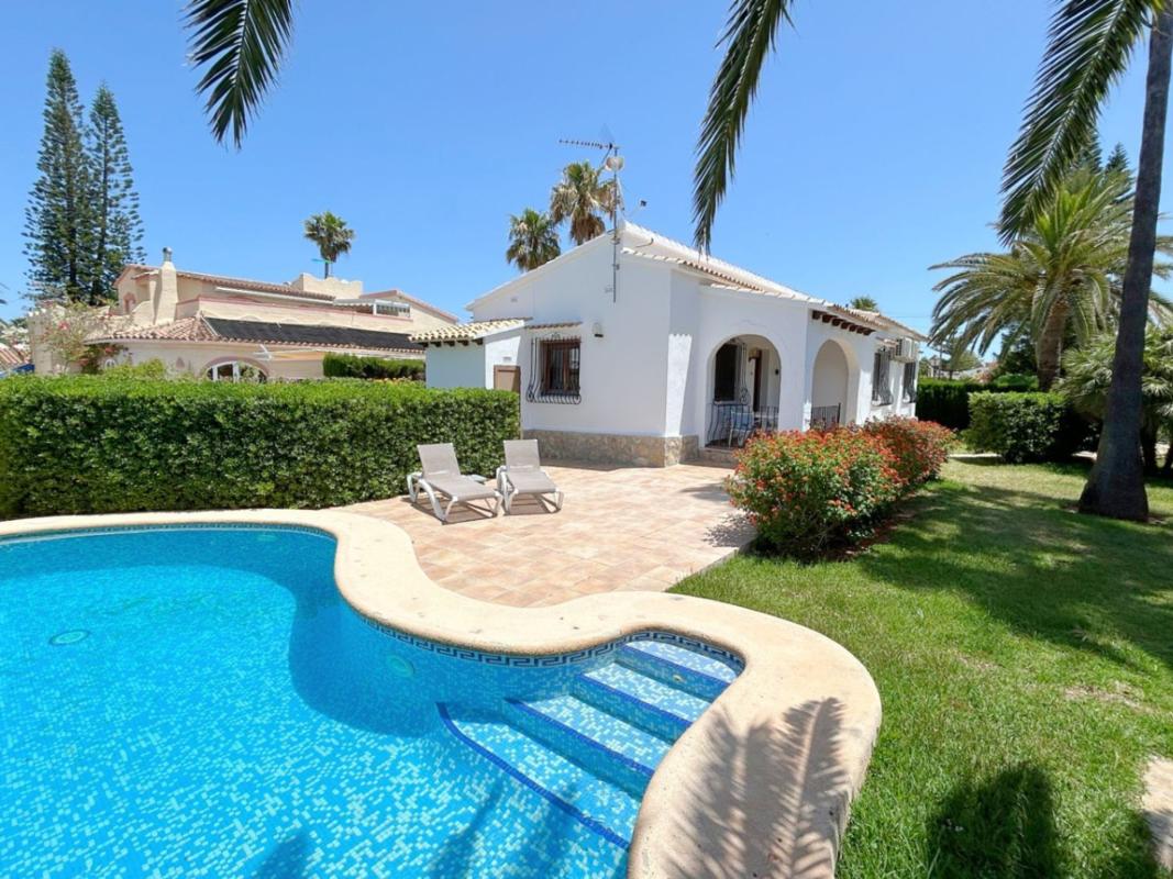 Sale of independent chalet in Casa o chalet en Els Poblets, Els Poblets
photo 1
