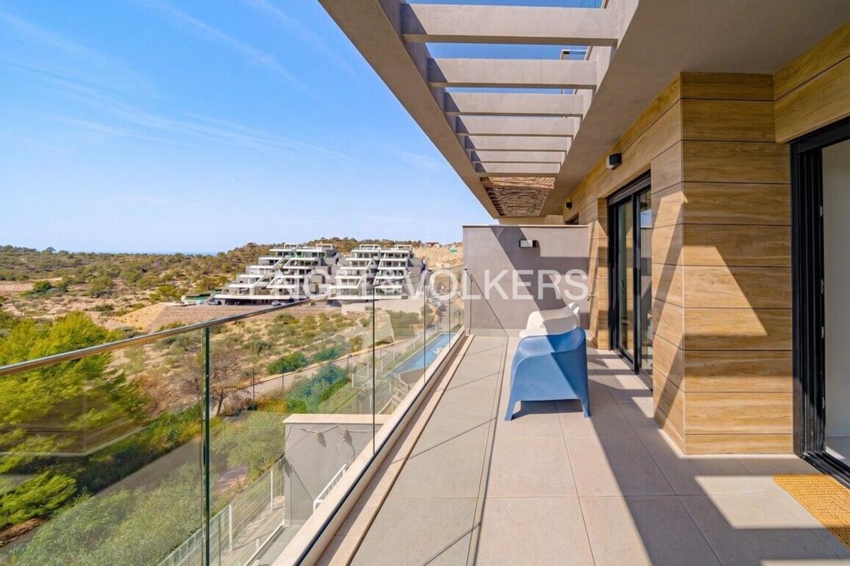 Venta de ático en Ático en Calle Segovia, 35, Balcón de Finestrat-Terra Marina, Finestrat, Finestrat photo 2