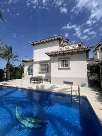 Casa o chalet independiente en La Marina, Elche / Elx photo 1