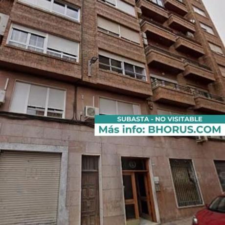 Venta de piso en Piso en Calle Paquito Vera, Plaza de Toros - Avenida Chapí - Trinquete, Elda, Elda
 photo 1