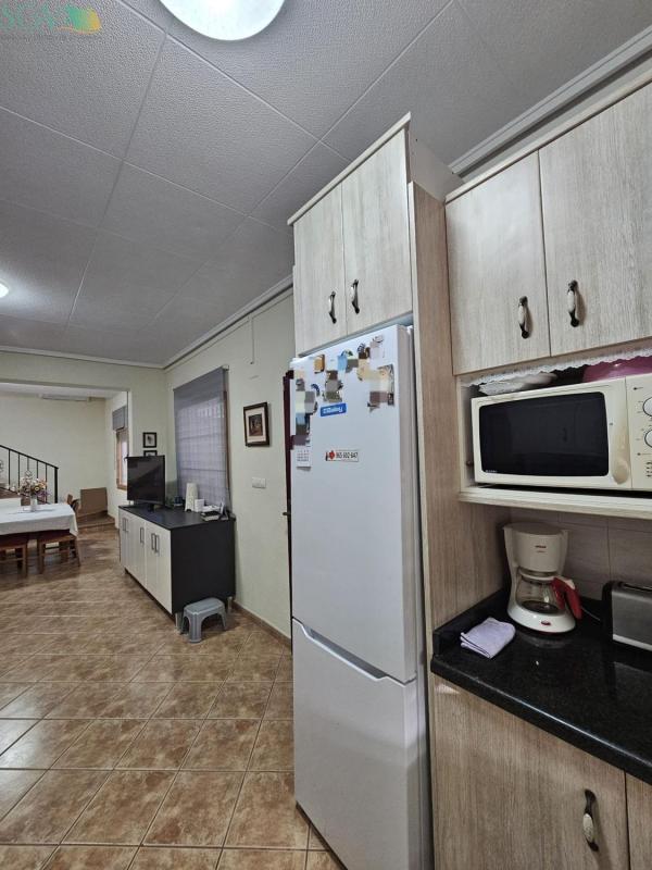 Properties for sale and rent in Spain photo 3