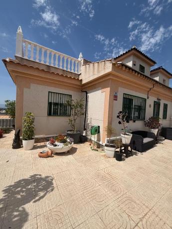 Chalet pareado en Calle Fluorita, Benimar, Rojales photo 1