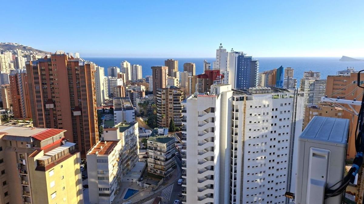 Venta de piso en Piso en Calle Mirador, 5, Pueblo Levante, Benidorm, Benidorm
 photo 2