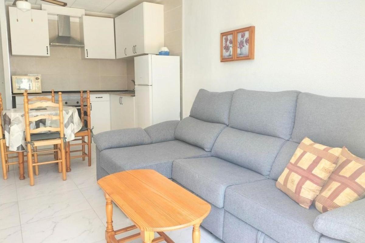 Venta de piso en Piso en Calle Lejona, 101, La Siesta - El Salado - Torreta, Torrevieja, Torrevieja
photo 3