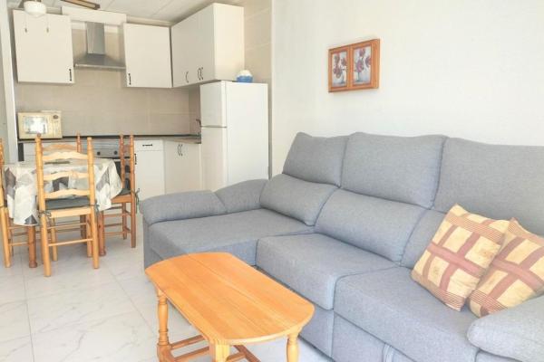 Продажа квартиры на Piso en Calle Lejona, 101, La Siesta - El Salado - Torreta, Torrevieja, Торревьеха
 photo 3