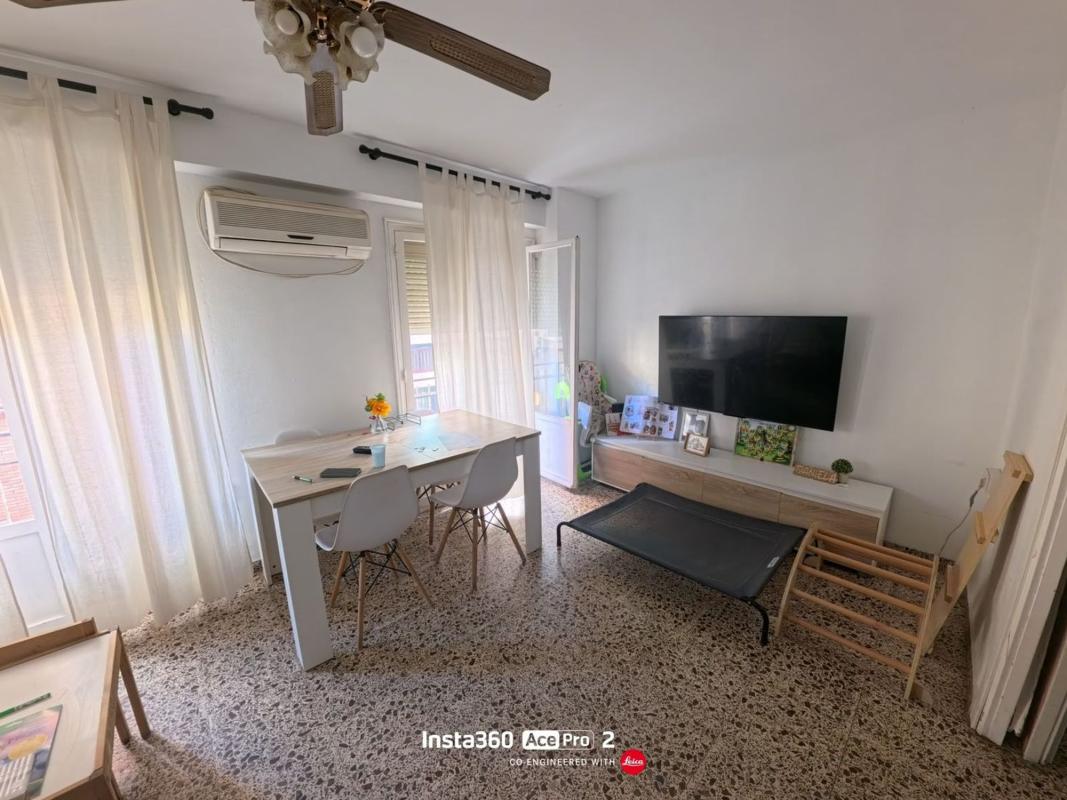 Venta de piso en Piso en Calle Jazmín, Carolinas Bajas, Alicante / Alacant, Alicante / Alacant
 photo 4