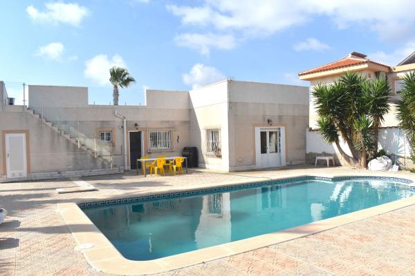 Casa o chalet independiente en Calle Coliseo de Roma, 12, San Fulgencio thumbnail 1