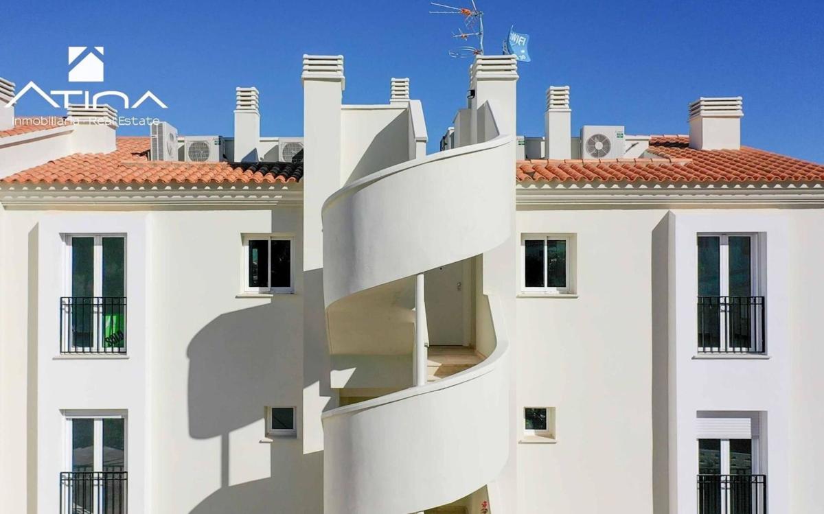 Properties for sale and rent in Spain photo 2