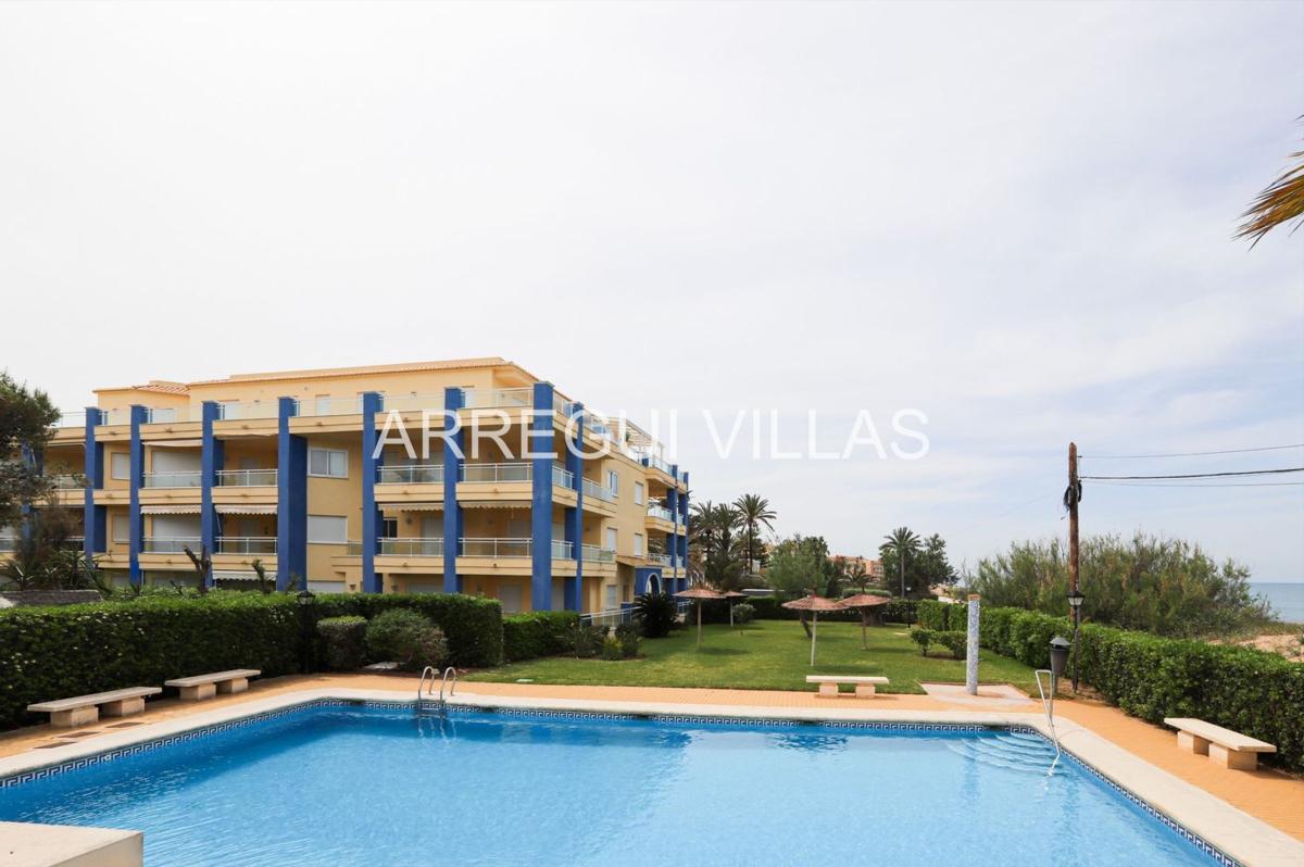 Sale of apartment in Piso en Carretera de les Marines a Dénia, Les Bassetes-El Marjal, Denia, Denia
photo 1