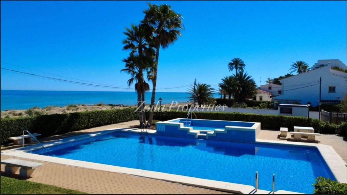 Продажа квартиры на Piso en Les Bassetes-El Marjal, Denia, Дения
photo 2