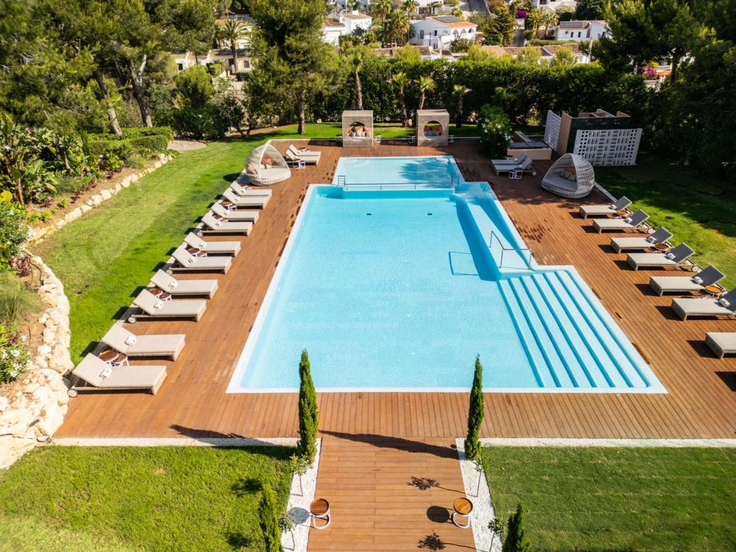 Properties for sale and rent in Spain photo 2