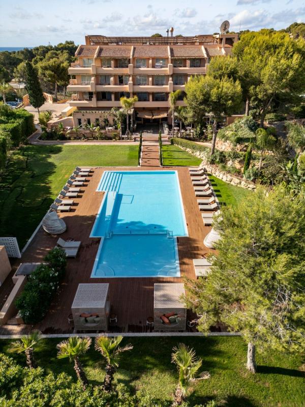 Properties for sale and rent in Spain photo 5