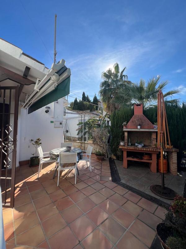 Properties for sale and rent in Spain photo 5