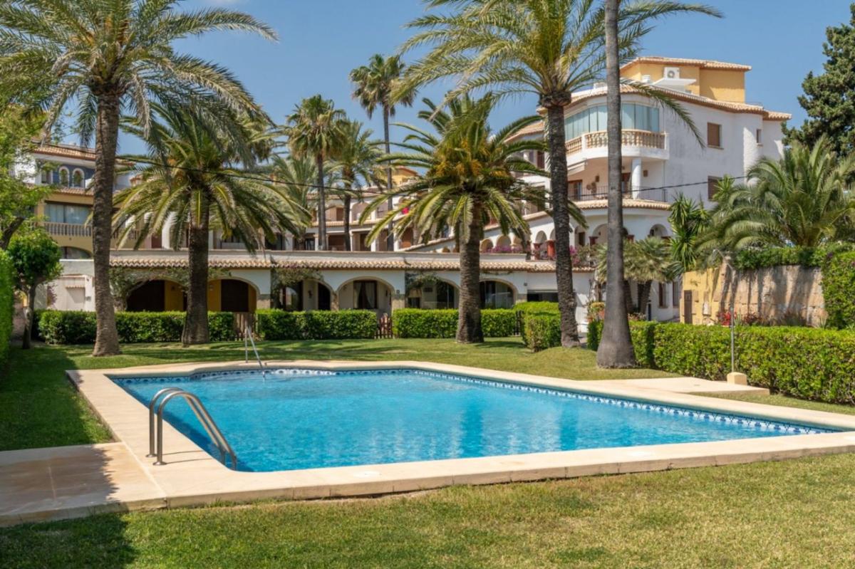 Продажа квартиры на Piso en Avenida del Mediterrània, Montañar, Jávea/Xàbia, Хавья/Хабия
photo 1