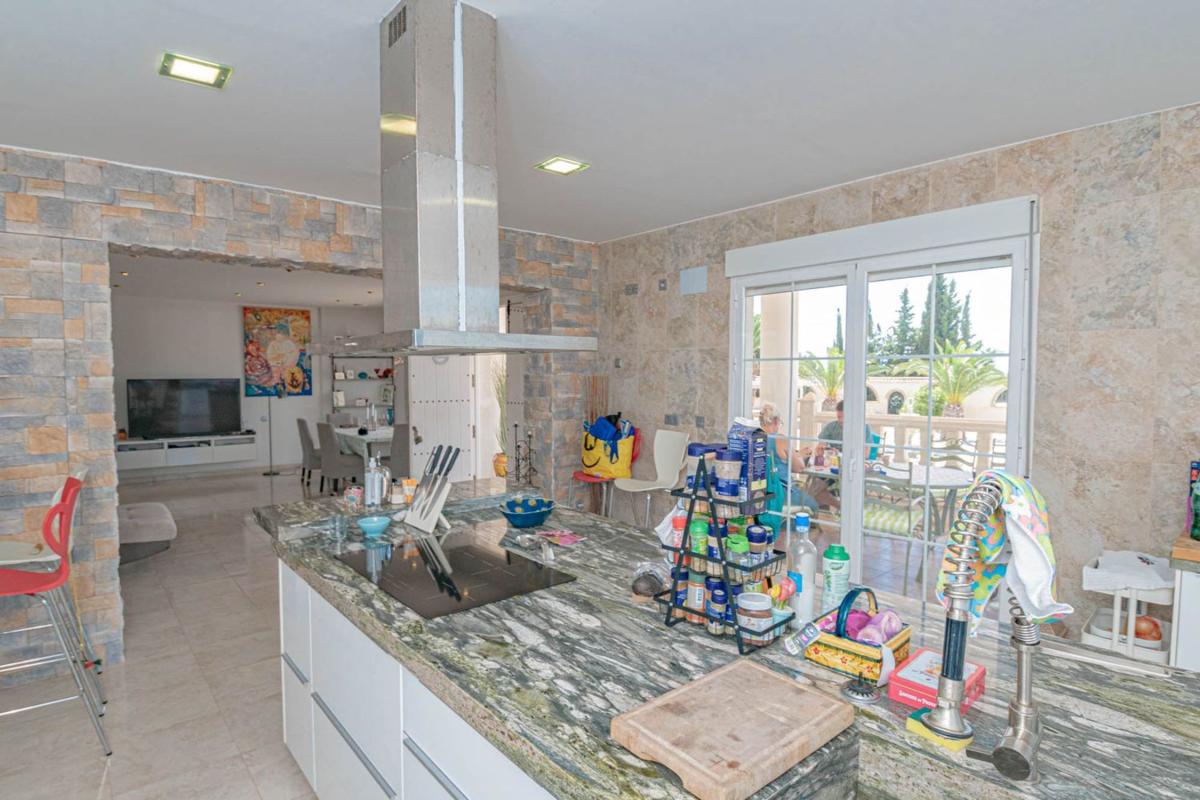 Properties for sale and rent in Spain photo 5