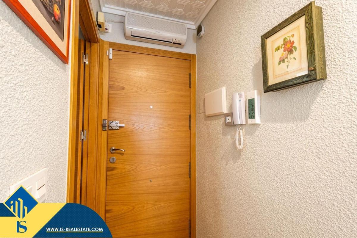 Sale of apartment in Piso en El Acequión, Torrevieja, Torrevieja
photo 5