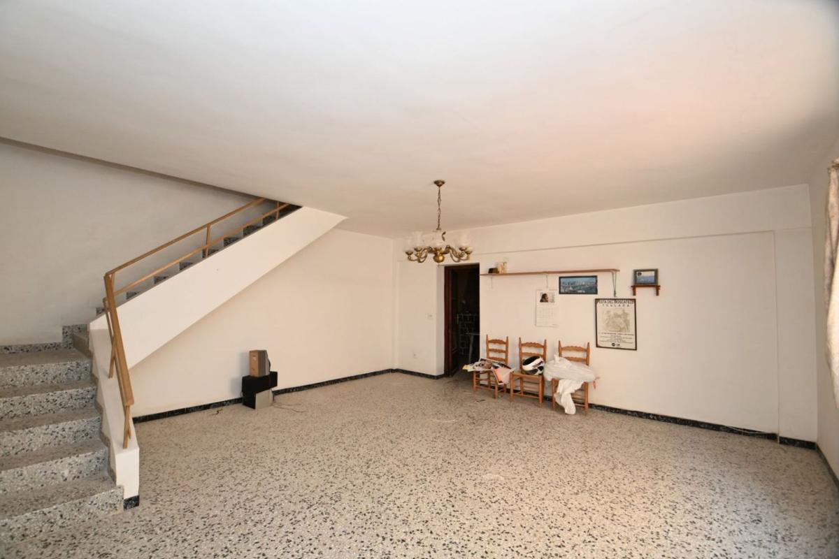 Недвижимость на продажу и в аренду в Испании photo 3
