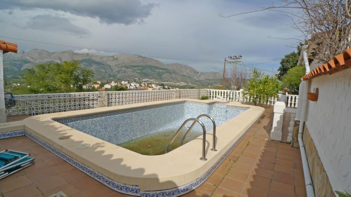 Продажа отдельного шале в Casa o chalet en Orba, Орба photo 2
