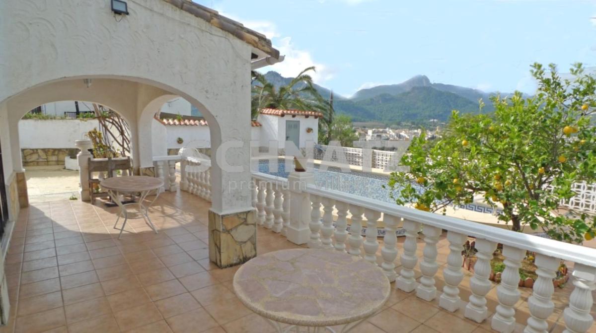 Sale of independent chalet in Casa o chalet en Orba, Orba
photo 1