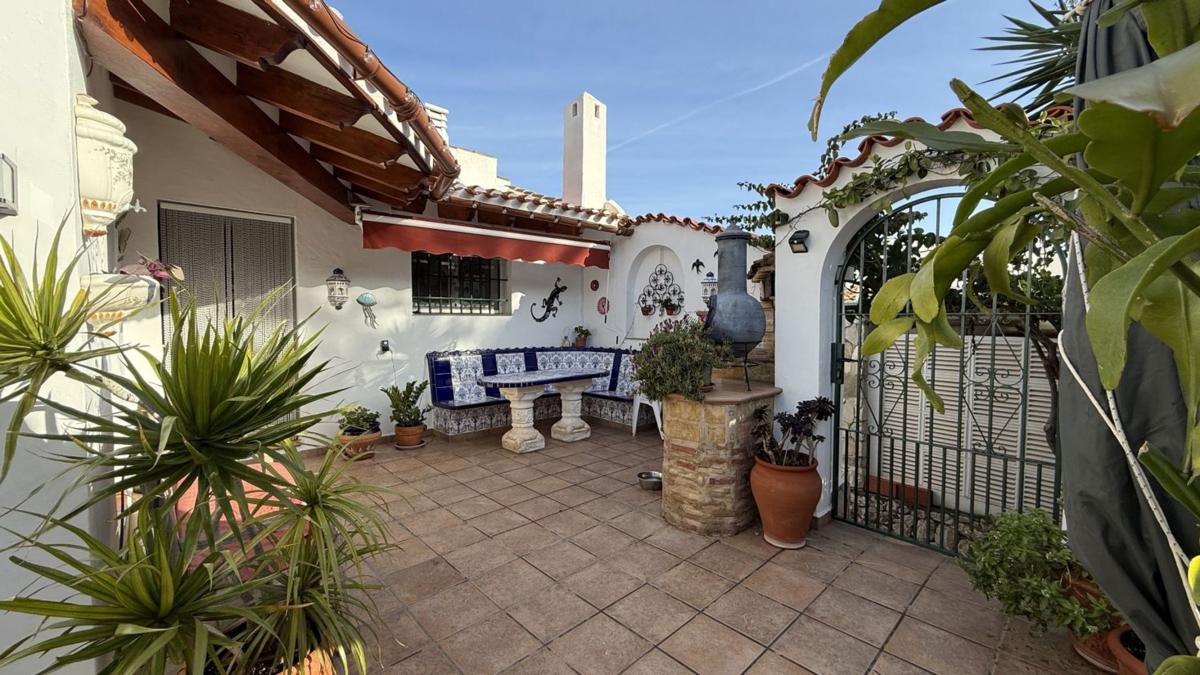Properties for sale and rent in Spain photo 3