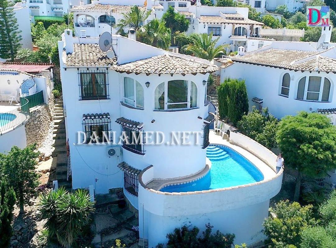 Properties for sale and rent in Spain photo 3