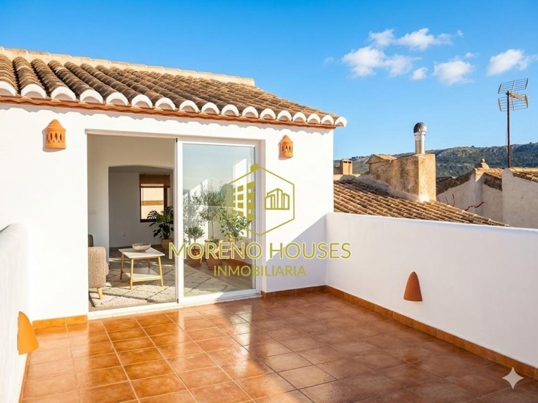 Properties for sale and rent in Spain photo 3