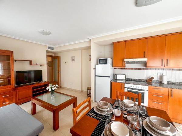 Sale of flat in Piso en Carolinas Bajas, Alicante / Alacant, Alicante
photo 1
