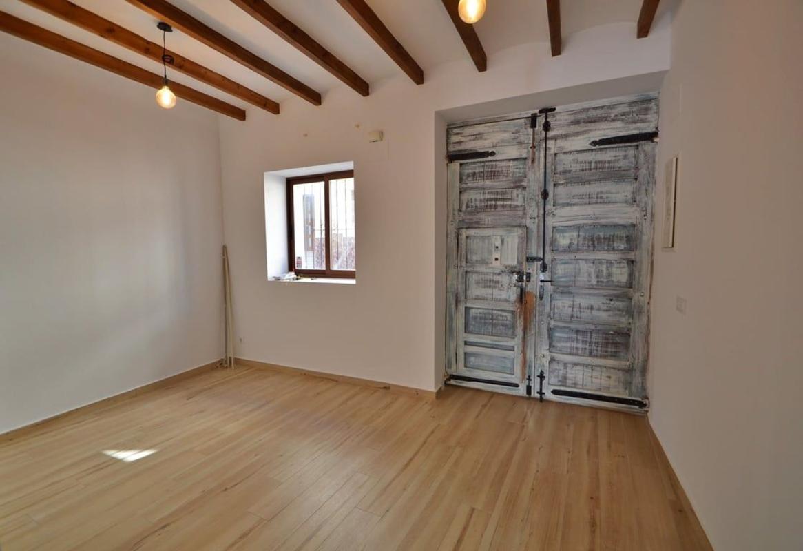 Недвижимость на продажу и в аренду в Испании photo 3