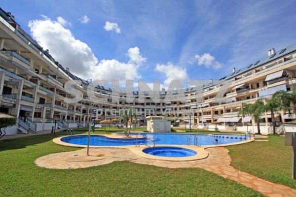 Sale of flat in Piso en Centro Urbano, Denia, Denia
photo 1