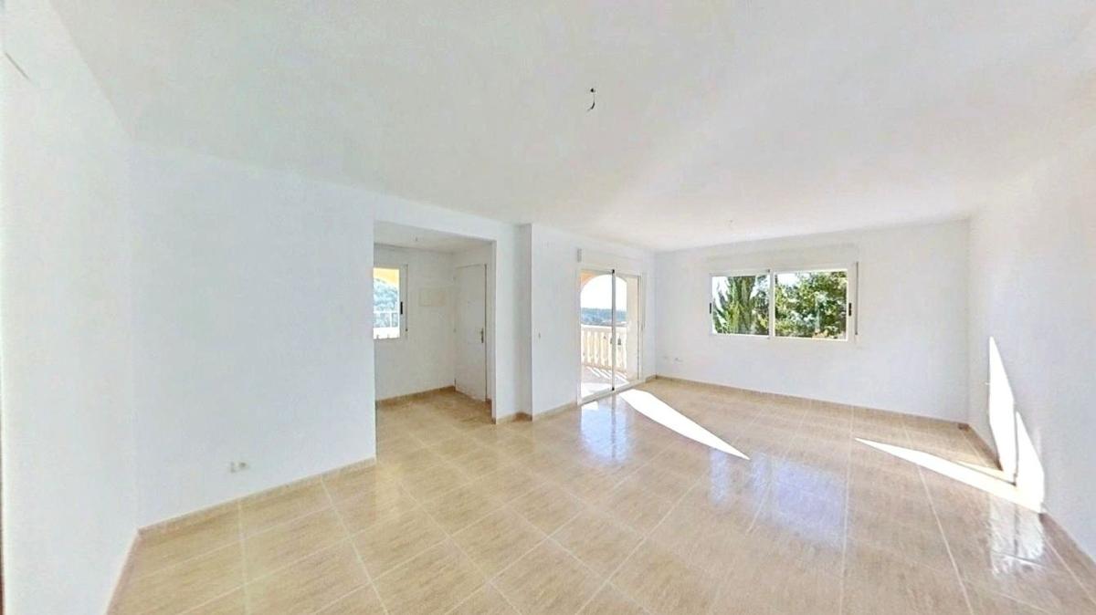 Недвижимость на продажу и в аренду в Испании photo 4