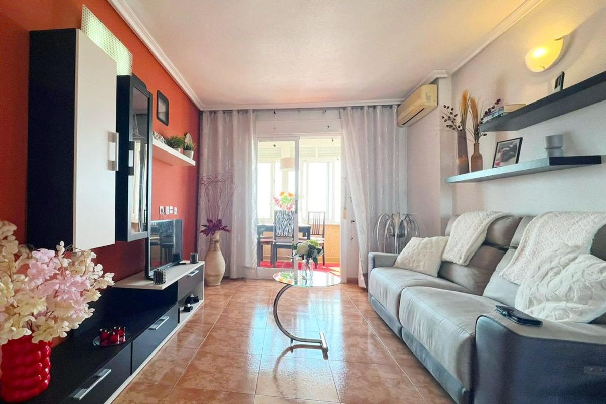 Продажа квартиры на Piso en Calle Joven Trinidad, Nueva Torrevieja, Torrevieja, Торревьеха
 photo 5