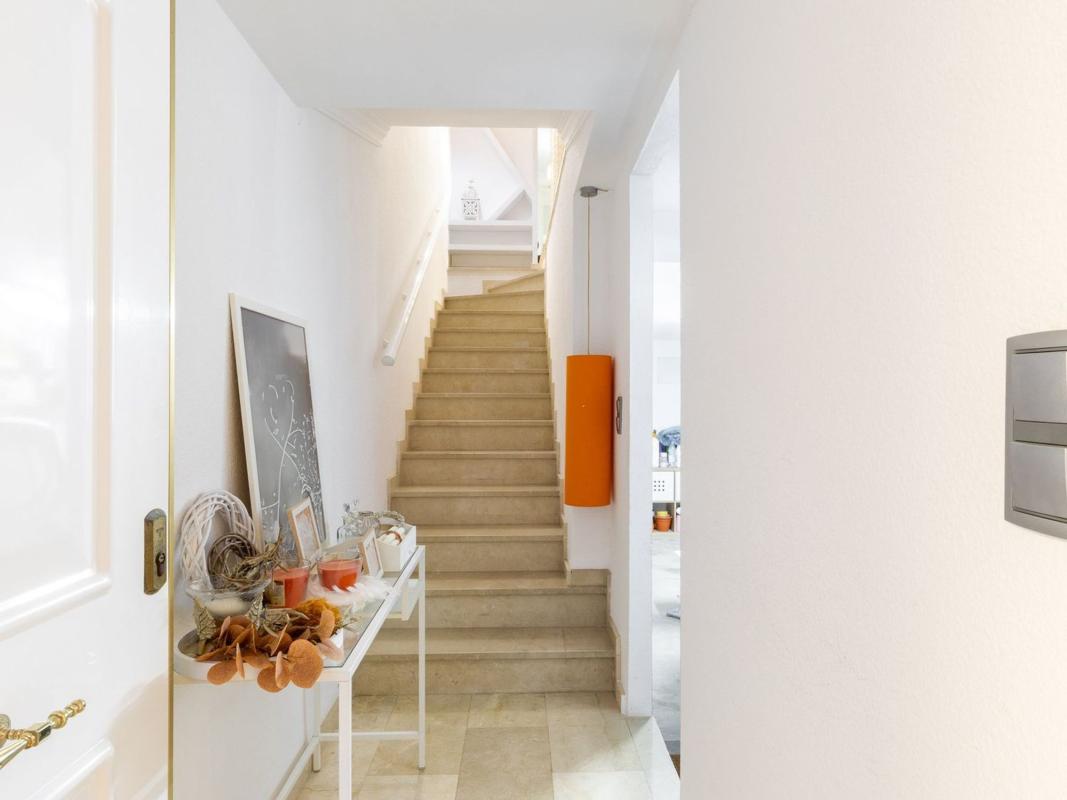 Properties for sale and rent in Spain photo 2