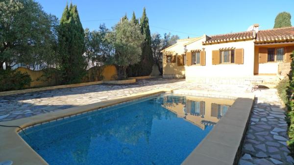 Chalet independiente en venta en Casa o chalet en Orba, Orba
thumbnail 1