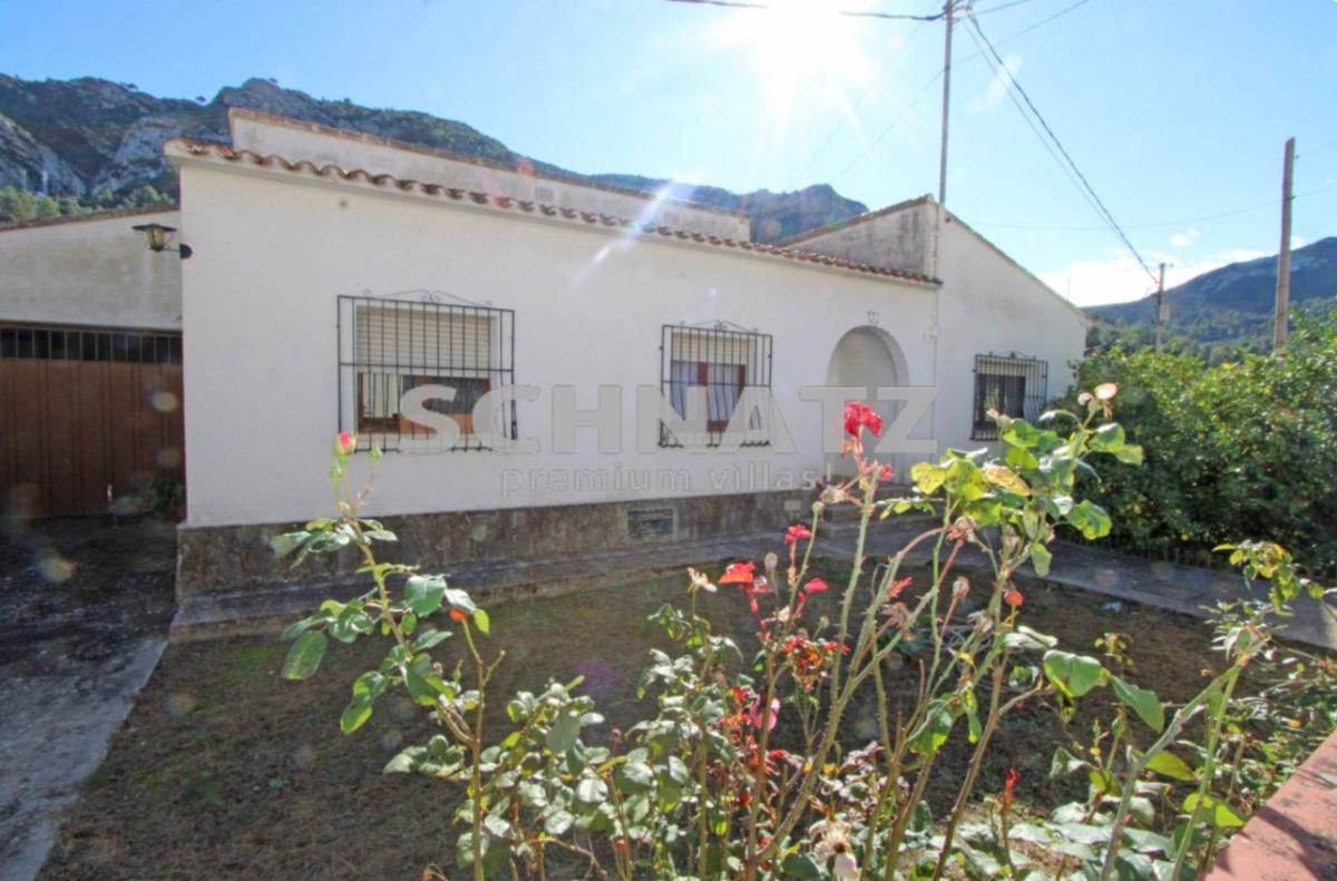 Sprzedaż działki rolnej w Finca rústica en Alcalalí , Alcalalí photo 2