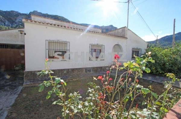 Rustic farm for sale in Finca rústica en Alcalalí , Alcalalí thumbnail 1