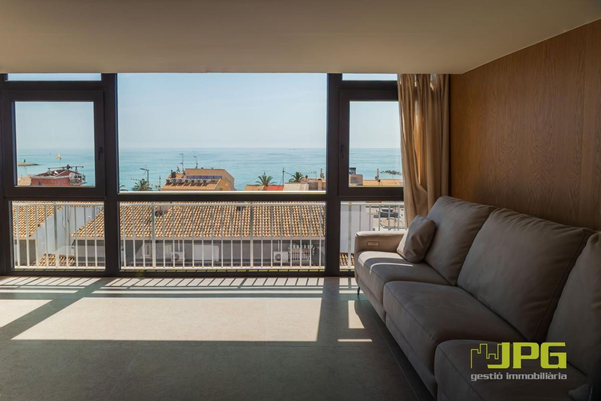 Продажа пентхауса на Ático en Campello Playa, El Campello, Эль Кампельо photo 1