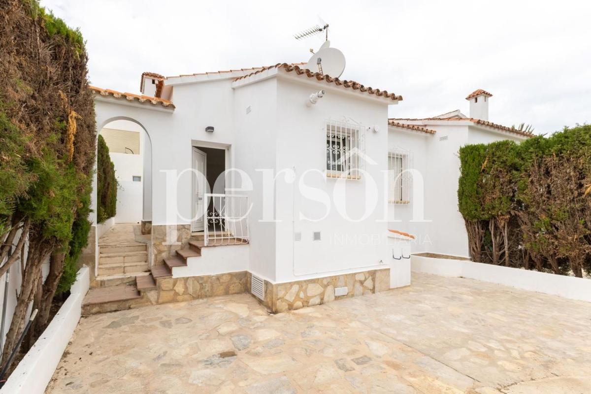 Propiedades en venta y alquiler en España photo 2