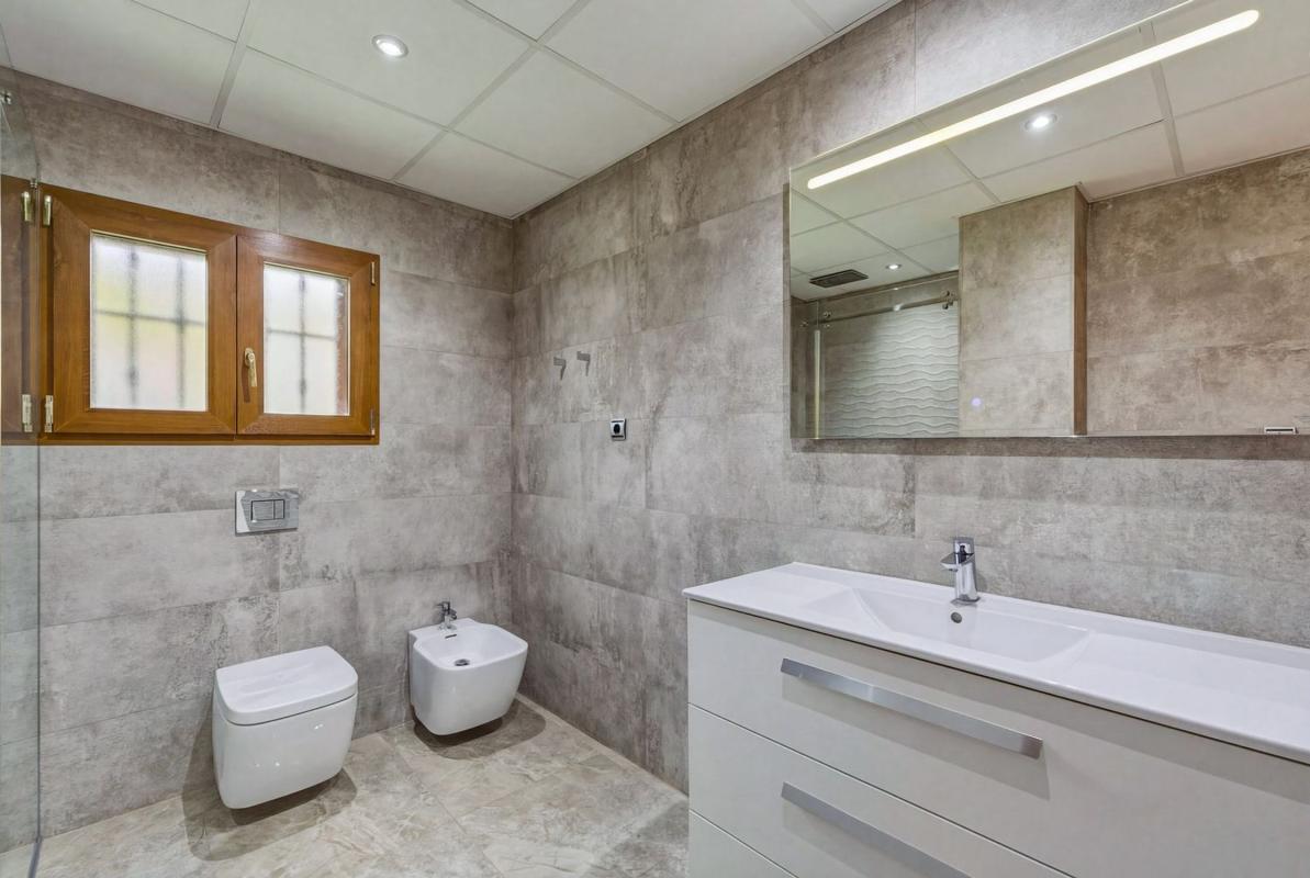Недвижимость на продажу и в аренду в Испании photo 5