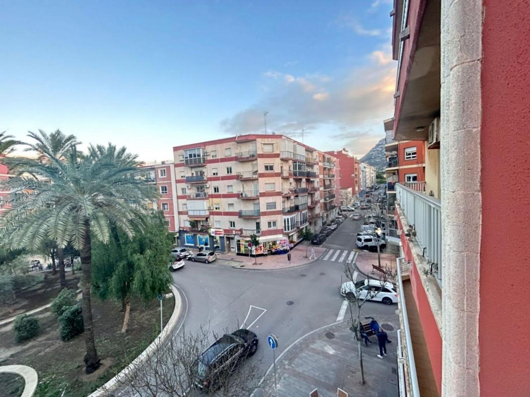 Sale of apartment in Piso en Plaza Arxiduc Carles, 5, Centro Urbano, Denia, Denia
photo 4