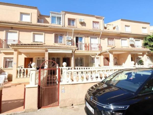 Duplex en venta en Dúplex en Calle Mira, La Zenia, Orihuela, Orihuela photo 1