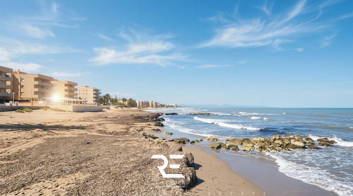 Properties for sale and rent in Spain photo 1
