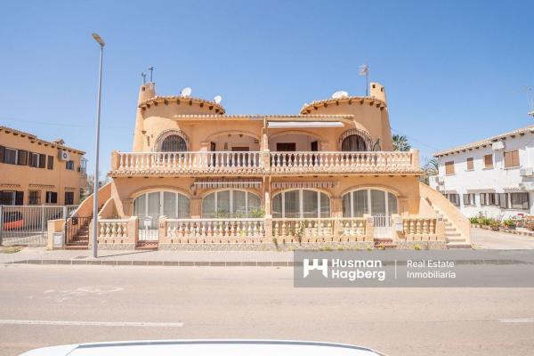 Venta de piso en Piso en Calle del Atlas, El Puerto, Denia, Denia
 photo 1