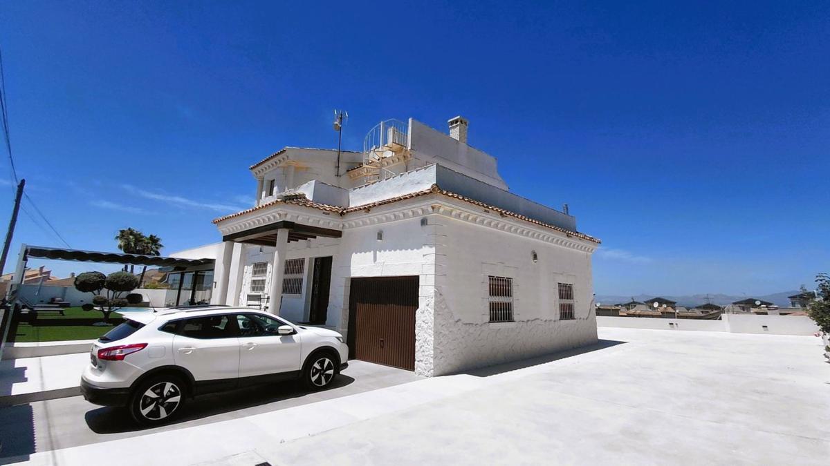 Properties for sale and rent in Spain photo 2