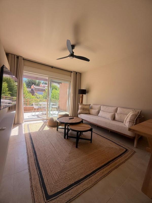 Properties for sale and rent in Spain photo 1