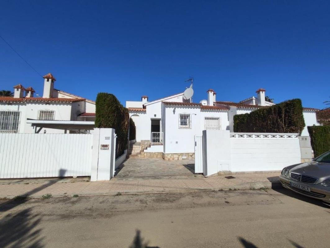 Propiedades en venta y alquiler en España photo 1