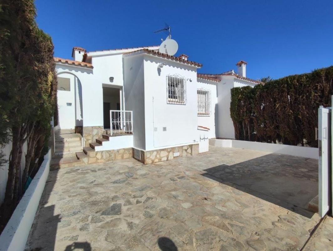 Propiedades en venta y alquiler en España photo 2