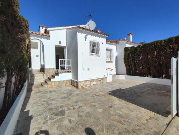 Chalet pareado en Entrador de Merle, Les Bassetes-El Marjal, Denia photo 2